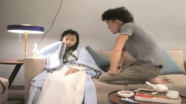 第一大屌91沈先生无套爆操古装女骚逼真会玩